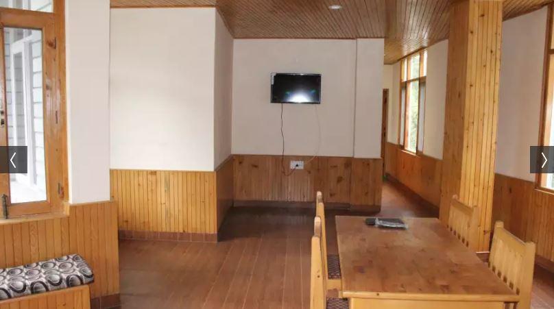 Hotel Manali Continental Zewnętrze zdjęcie