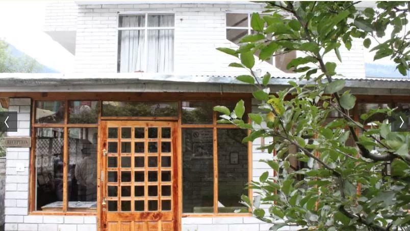 Hotel Manali Continental Zewnętrze zdjęcie