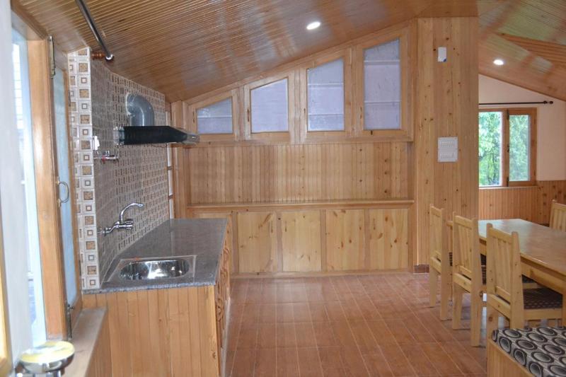 Hotel Manali Continental Zewnętrze zdjęcie